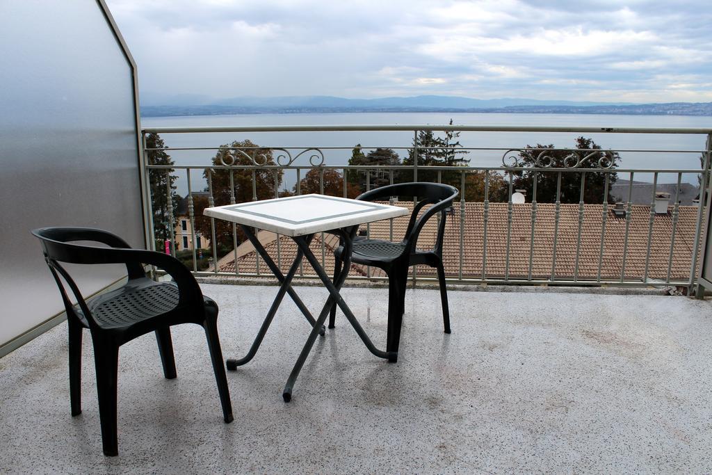 Hotel Evian Express - Terminus Eksteriør billede