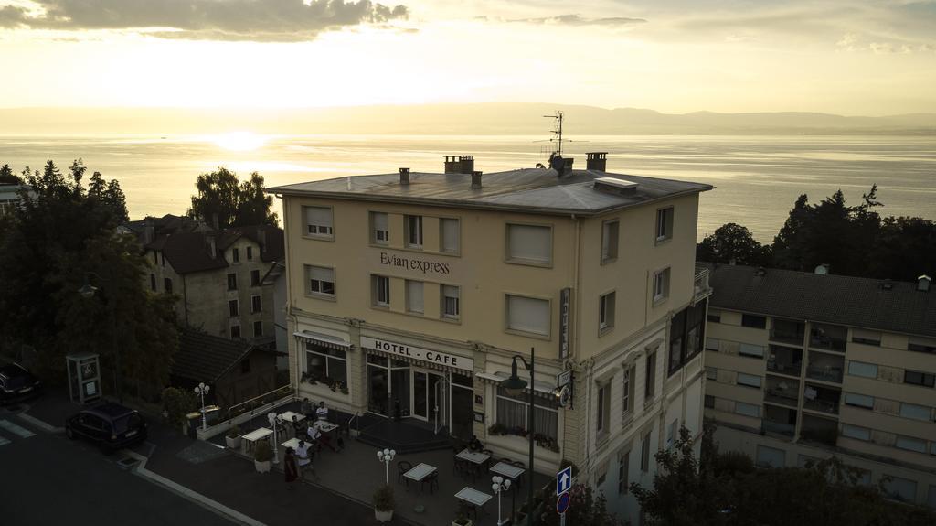 Hotel Evian Express - Terminus Eksteriør billede